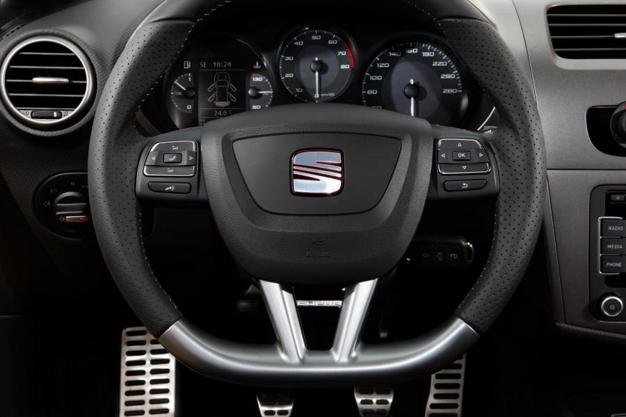  Seat Leon Cupra 2009 года  (фото 7 из 61)